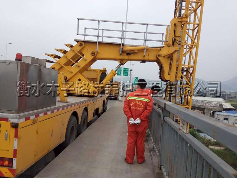 橋梁支座更換與調(diào)整圖片4 橋梁支座更換與調(diào)整圖片4