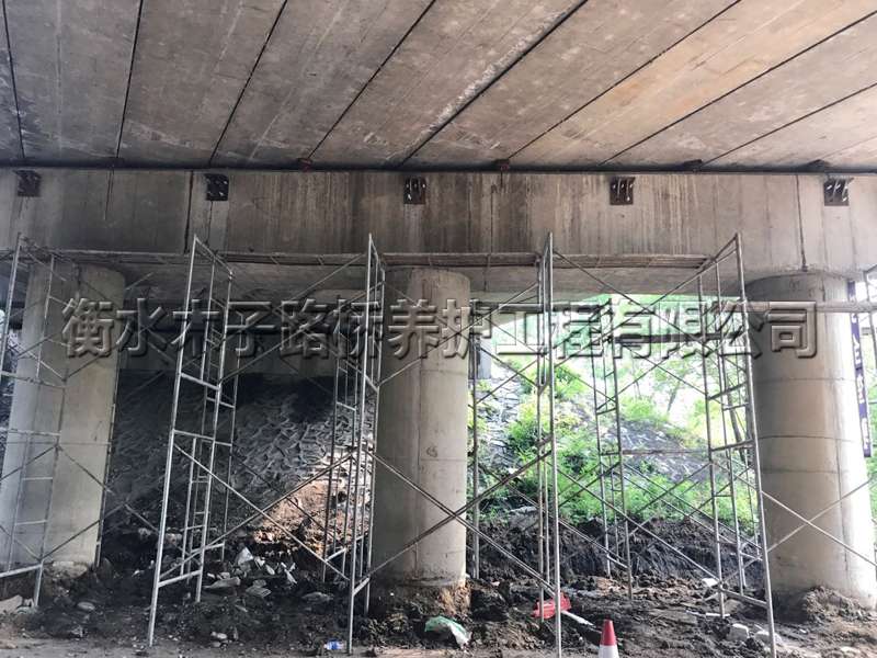 懷來--京張高速--頂升維修加固圖片3