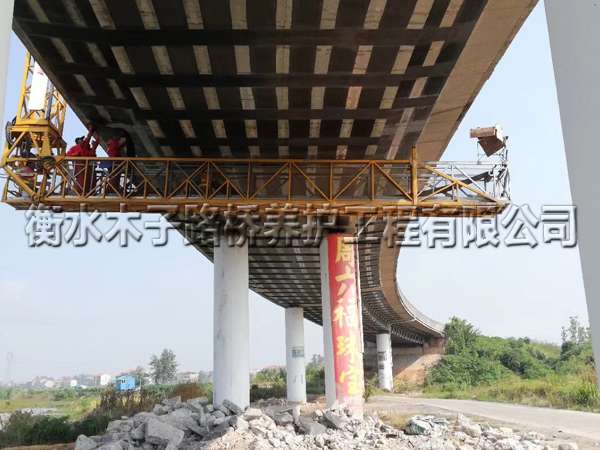 湖北--碳纖維粘貼加固圖片4