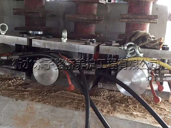 湖南--更換高鐵盆座及糾偏圖片4