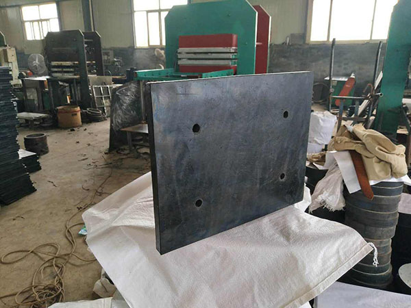 鋼結(jié)構(gòu)網(wǎng)架支座圖片2 鋼結(jié)構(gòu)網(wǎng)架支座圖片2